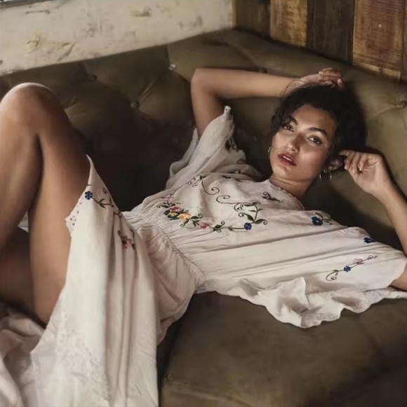 Chic White Floral Maxi Dress- Reversible - Picture 7 of 16